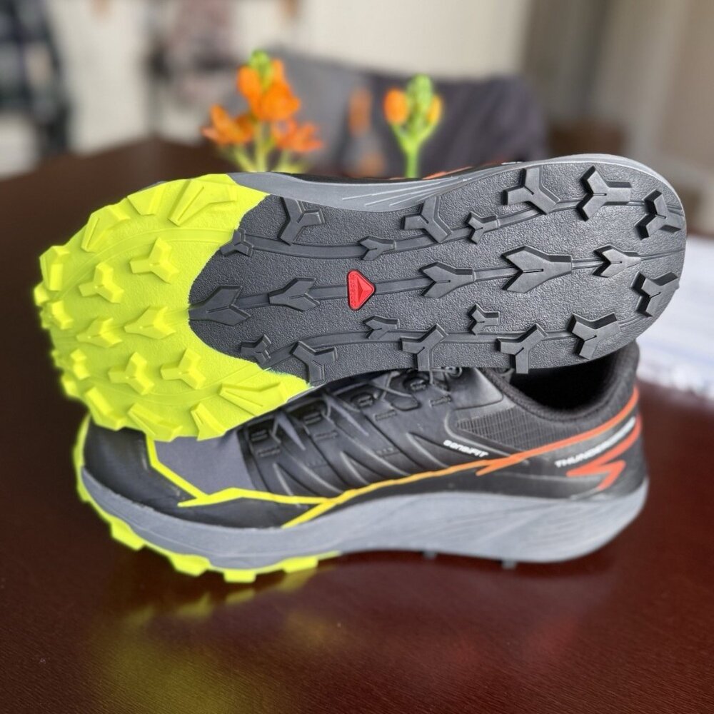 Salomon  Thundercross Trail Running Shoes BlackQuiet Shade Size M NEW